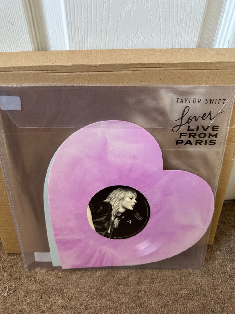 Click to view full screen Custom Vinyl Cover V2 photo review